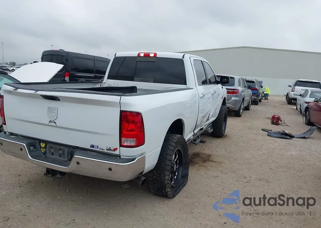 3C6UR5DL9JG204986: 44101847