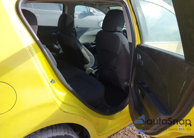 1G1JC6SH4G4130568: 44101860