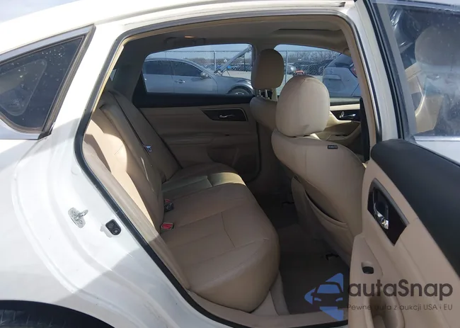 1N4AL3AP9DN576239: 44101867