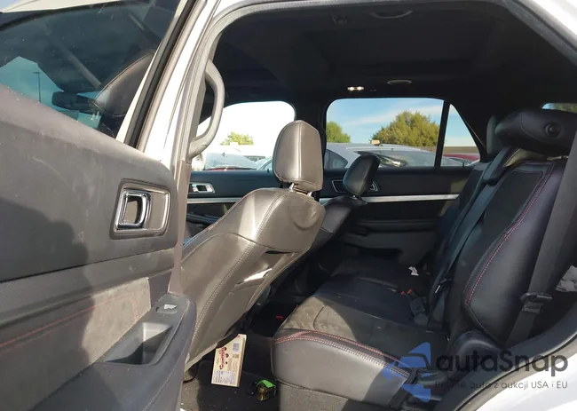 1FM5K7D88JGC73054: 44101885