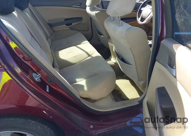 1HGCP2F35AA100971: 44101968