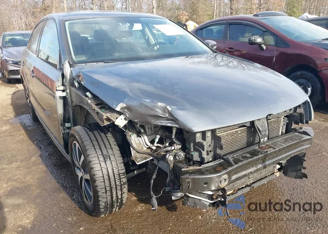 3VWDB7AJ3HM272477: 44101990