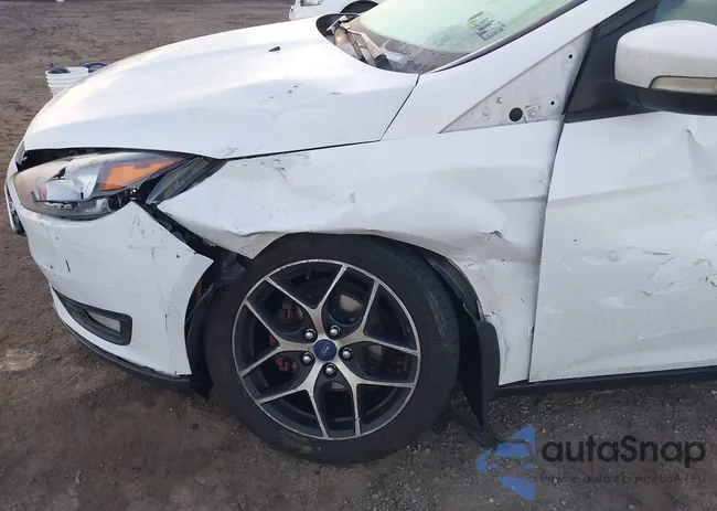 1FADP3M28JL215769: 44102100