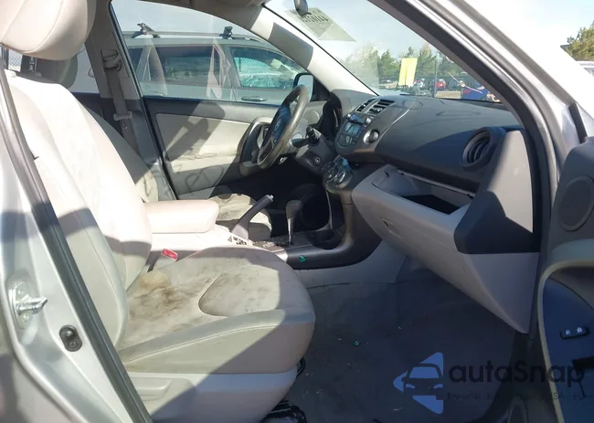 2T3BF4DVXAW072941: 44102126