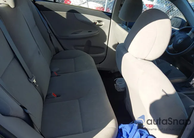 2T1BU4EE5CC816320: 44102135