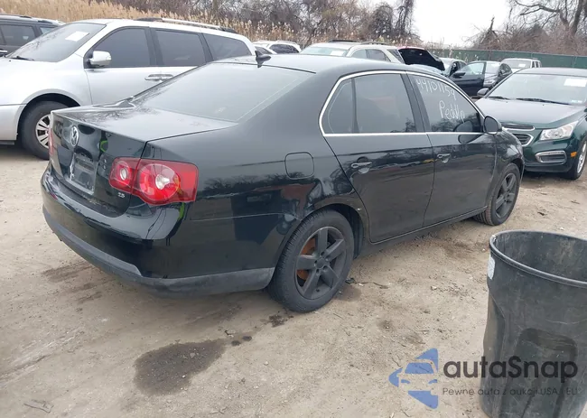 3VWRZ71K68M102169: 44101159