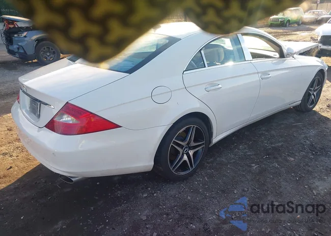 WDDDJ72X38A121506: 44101165