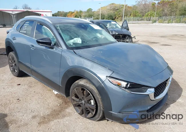 3MVDMBCMXPM587328: 44101294