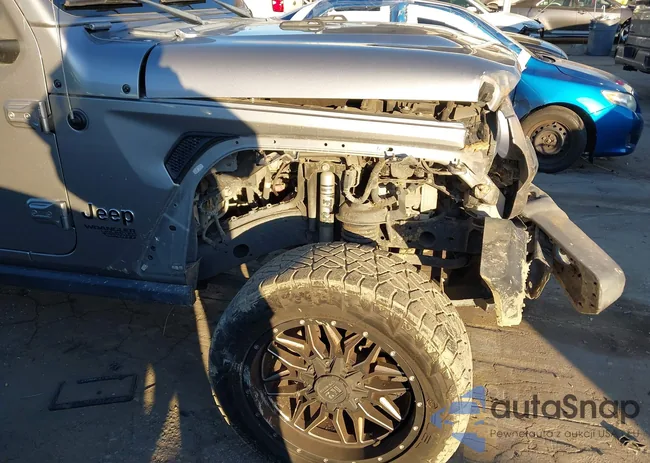 1C4HJXDN9LW220253: 44101343