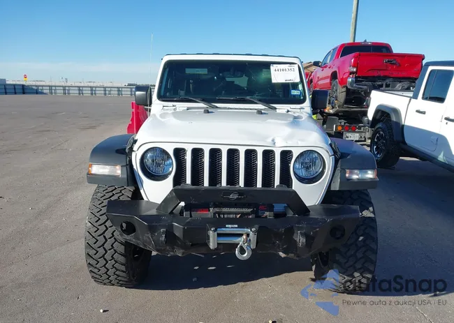 1C4HJXEG3LW200693: 44101352