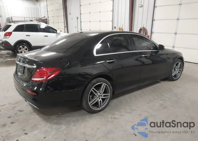 WDDZF4JB7JA343340: 44101363