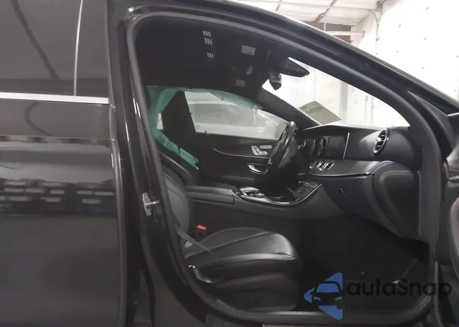 WDDZF4JB7JA343340: 44101363