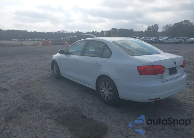 3VW2K7AJ0EM412066: 44101368