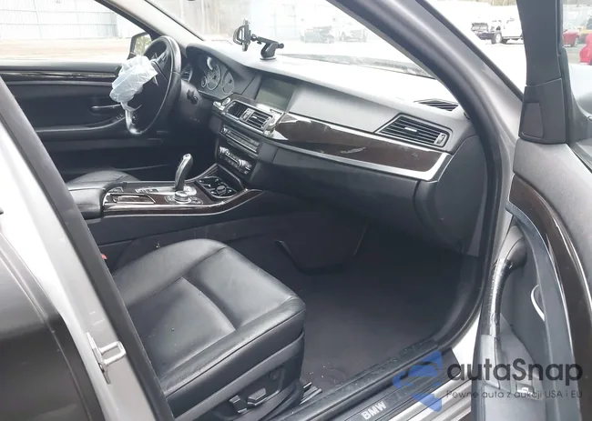 WBAFU7C5XBC870089: 44101376