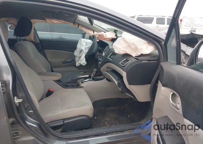 2HGFB2F53DH516861: 44101400