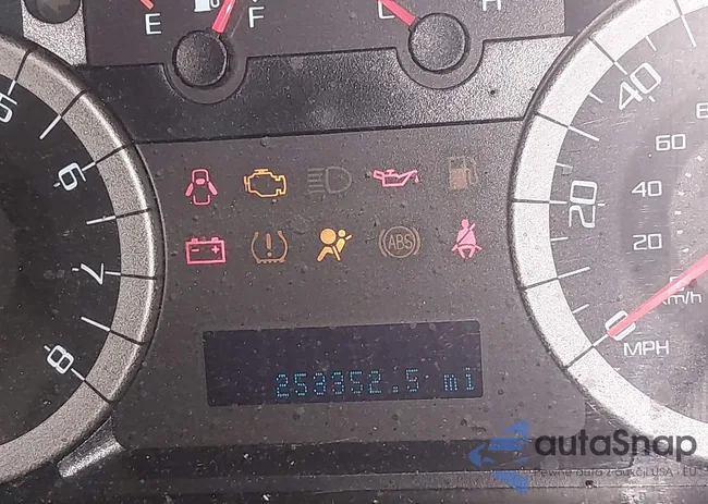 1FMCU0D72BKA42164: 44101467