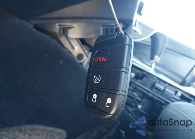 2C3CDXBG8EH170926: 44101493