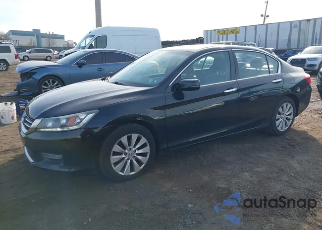 1HGCR3F88DA028504: 44101505