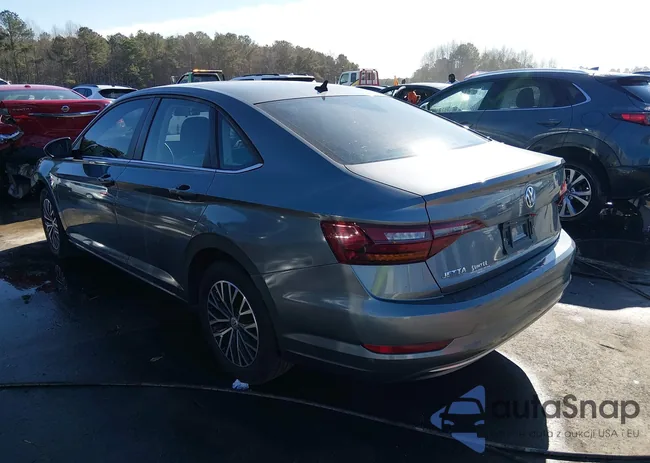 3VWCB7BU3KM131307: 44101520