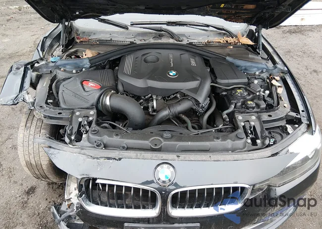 WBA8D9G32HNU66469: 44102728