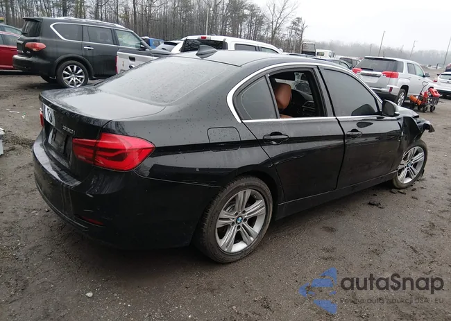 WBA8D9G32HNU66469: 44102728