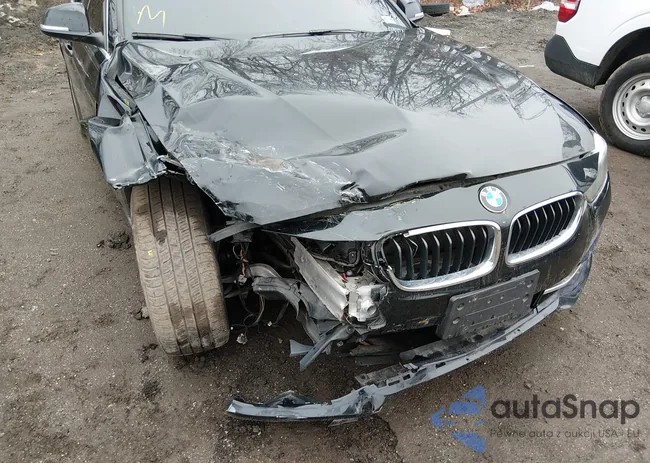 WBA8D9G32HNU66469: 44102728