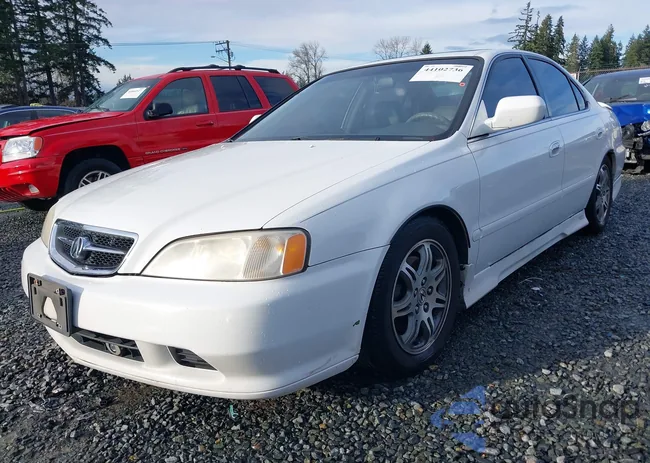 19UUA5666YA046947: 44102736