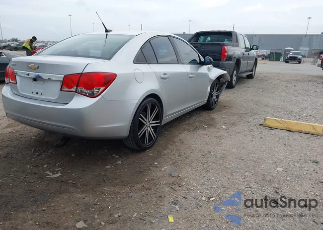 1G1PA5SH4D7191813: 44102756