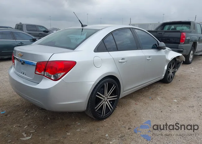 1G1PA5SH4D7191813: 44102756