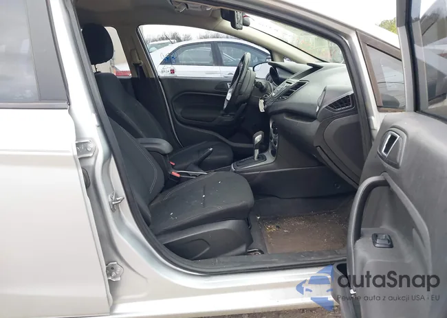 3FADP4BJ0FM211379: 44102802