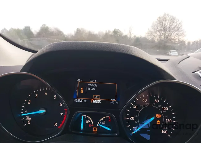 1FMCU0GD3KUA10670: 44102952