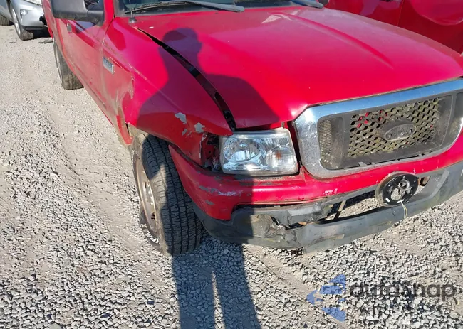 1FTYR44U48PB13367: 44102978