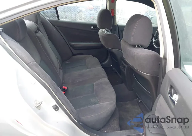 1N4AA5AP1DC806210: 44103027