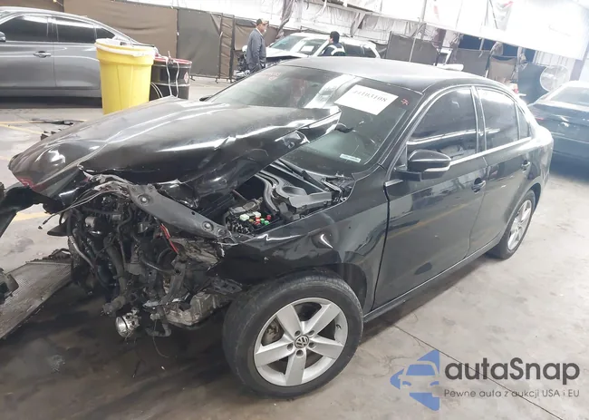 3VWD17AJ7EM328144: 44103108