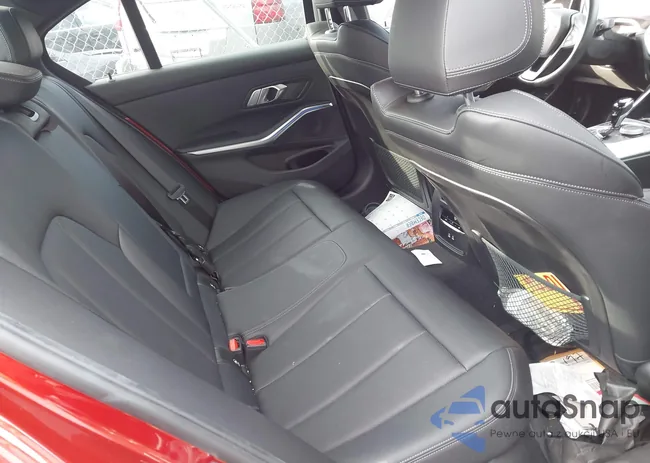 3MW5R7J01N8C31454: 44102197