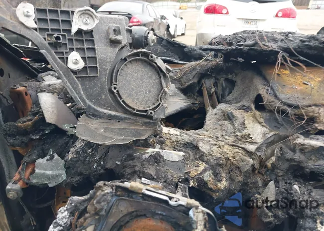 5UXTY5C07L9D09061: 44102209