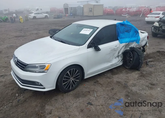 3VWD17AJ8FM344256: 44102313