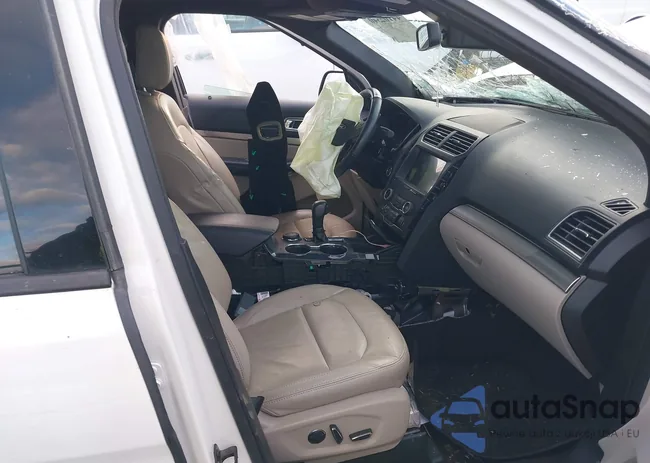 1FM5K8D84JGA94435: 44102340