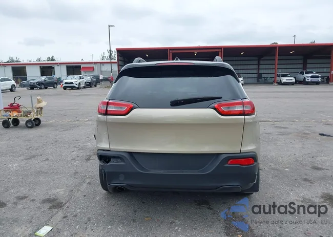 1C4PJLCBXEW202701: 44102453