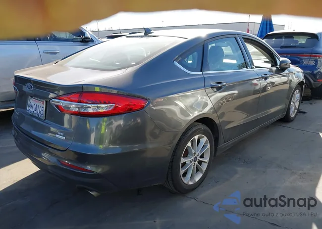 3FA6P0HD0LR126947: 44102468