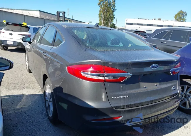 3FA6P0HD0LR126947: 44102468