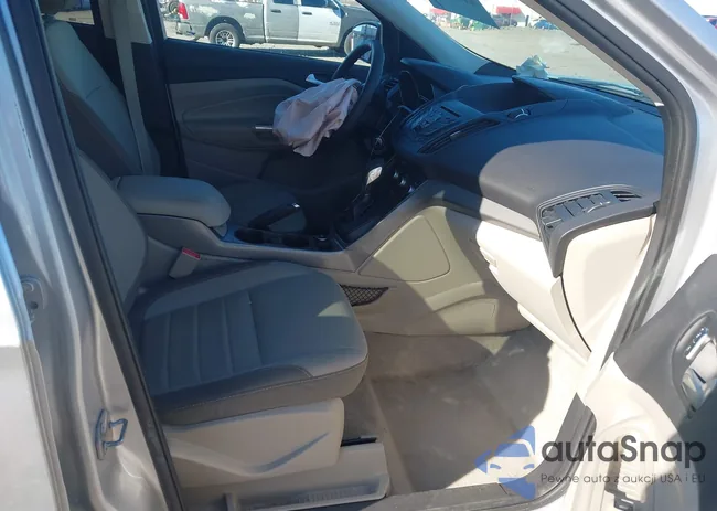 1FMCU0GX2FUC73975: 44102479