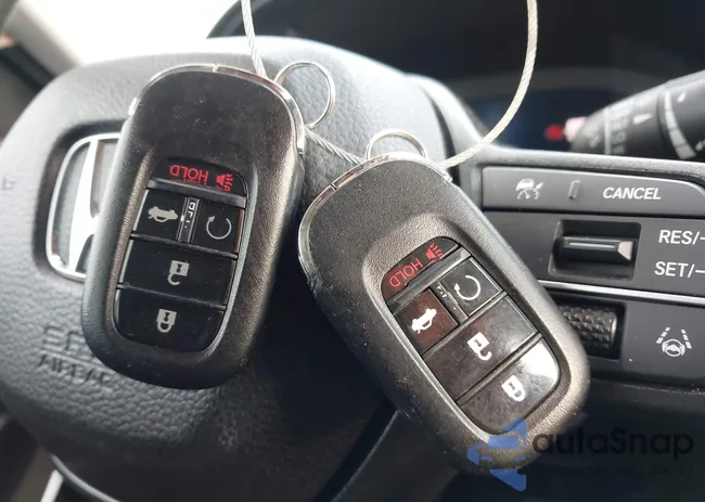 1HGCY1F2XSA021831: 44103563