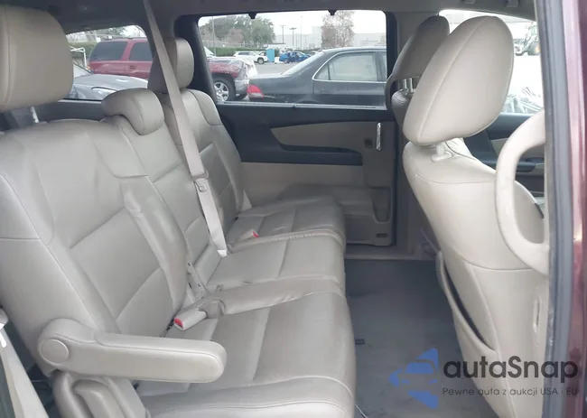 5FNRL5H68FB069890: 44103566