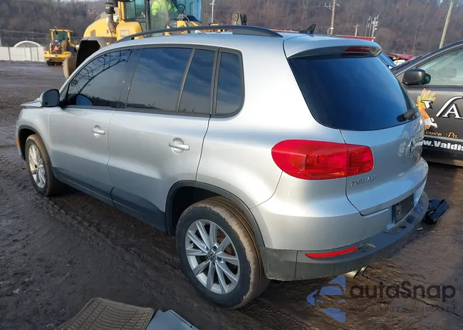 WVGBV7AX9FW559482: 44103686