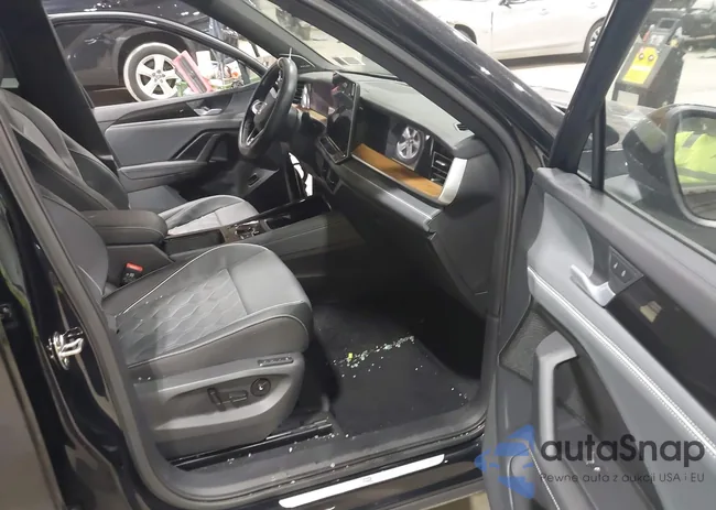 3VVLR7RM4SM035269: 44103810