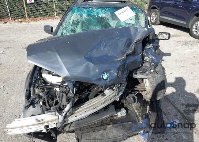 WBAET37482NJ18260: 44103827