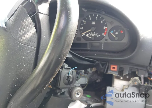 WBAET37482NJ18260: 44103827