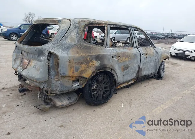 5XYP5DHCXNG236503: 44103853