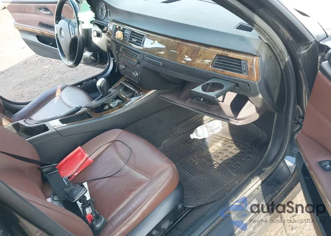 WBAVC93567KX56033: 44103897